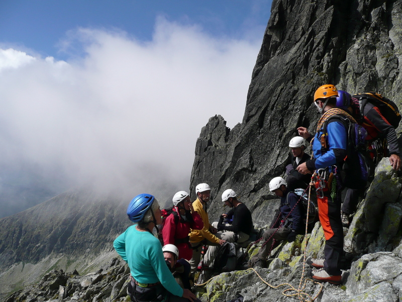 Les bases de l'orientation en randonnée - SUMMIT CAIRN